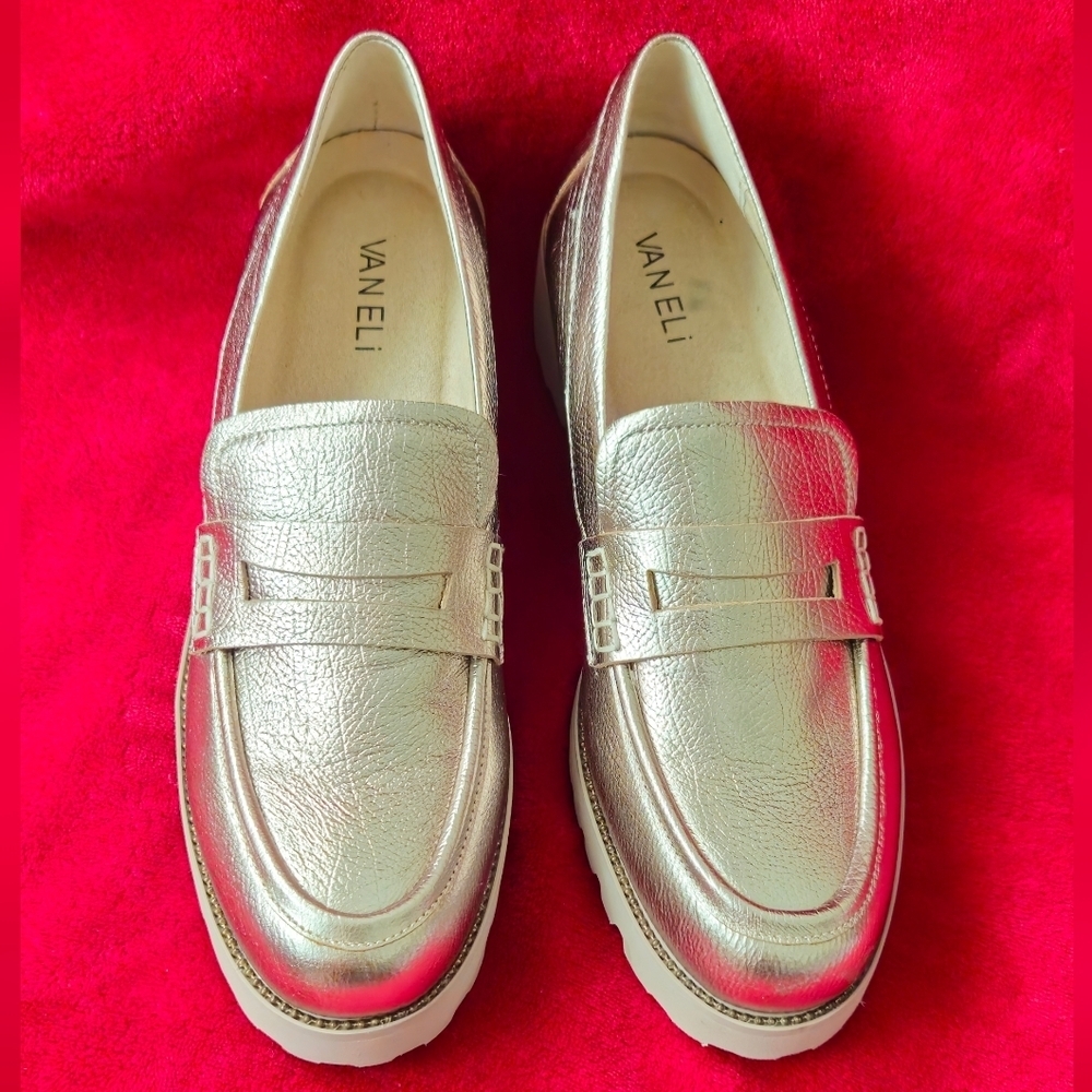 Vaneli Zayna Metallic Gold Loafers w/Lug Sole - Size 9N